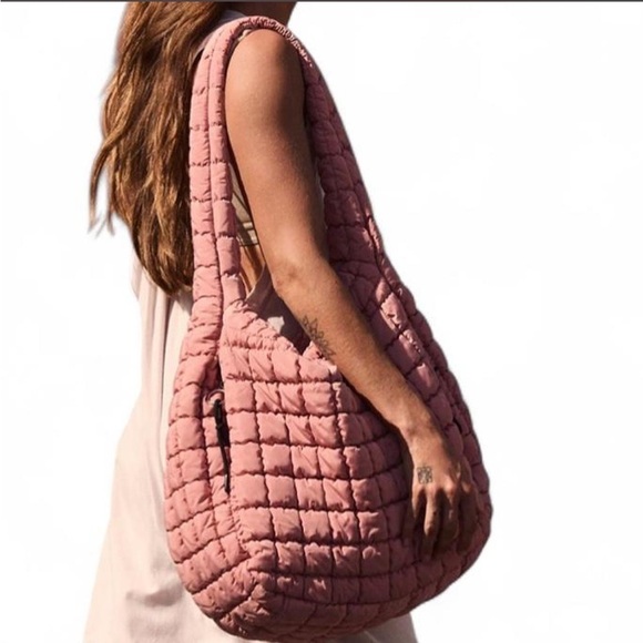 FP Movement Quilted Carryall Bag | Ballet Slipper - Picture 2 of 7